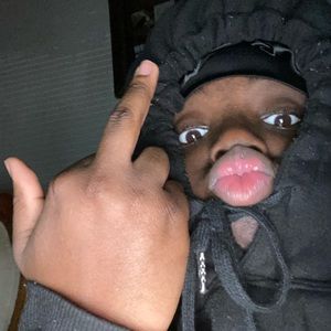 Meet your Posher, Amira